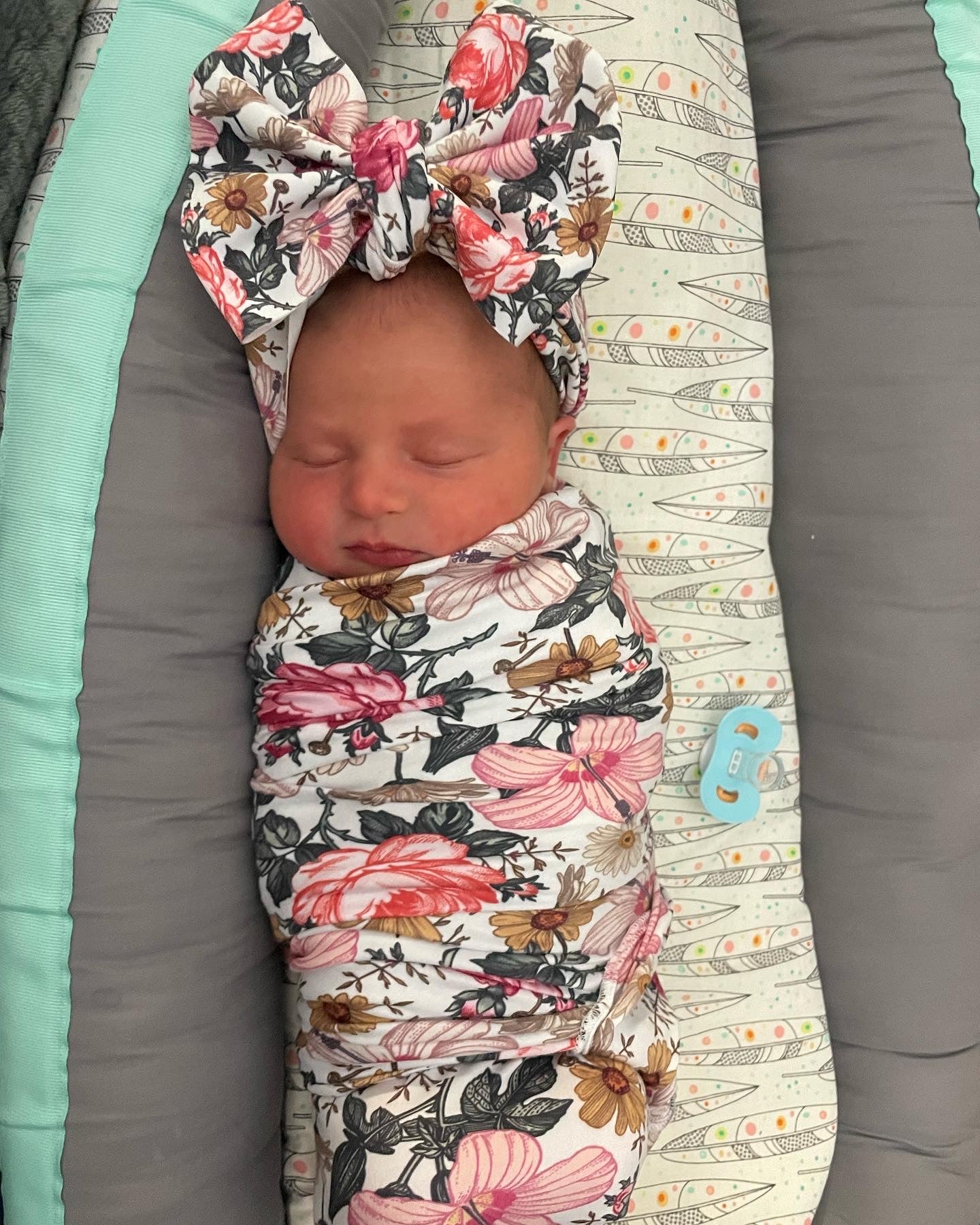 Swaddle + Regular wrap